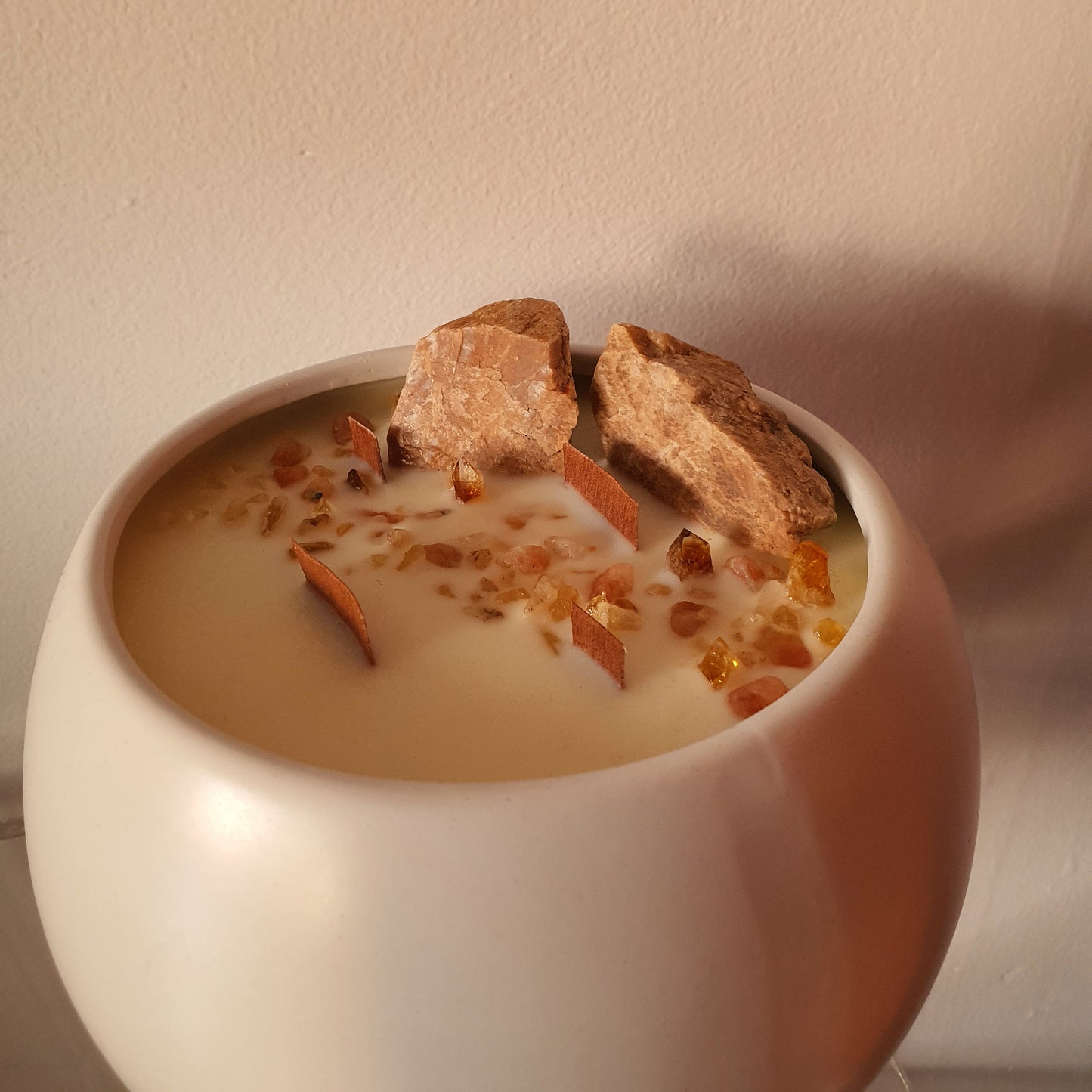 Sunstone & Citrine Large Candle (300+ hours)