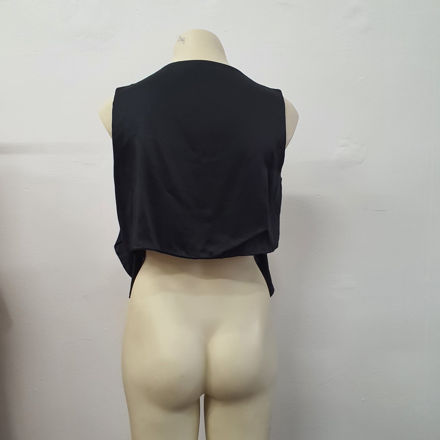 Morrison Black Silk Vest (8)