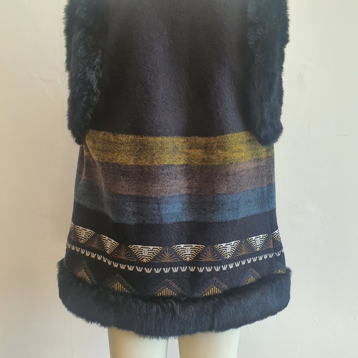 Diane Von Furstenberg Fur Trim Gillet (M)