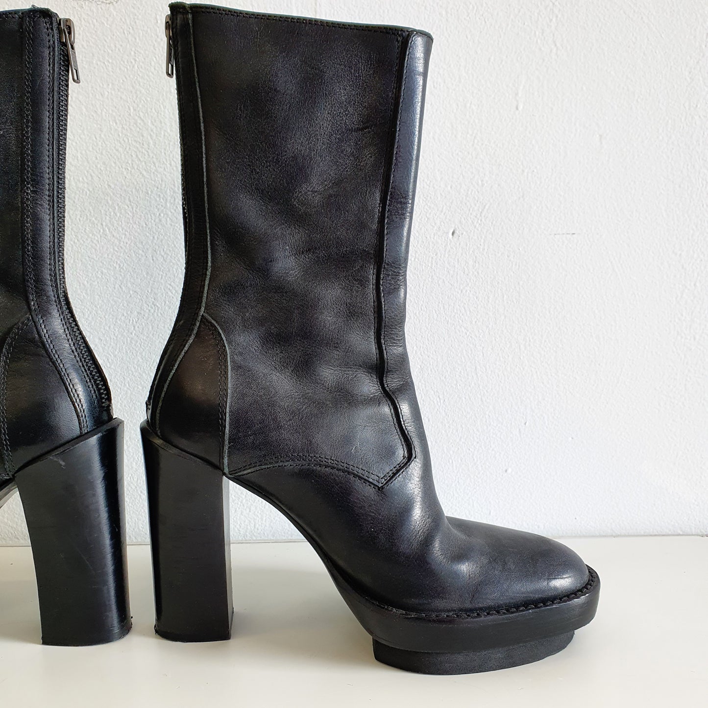 ANN DEMEULEMEESTER Black Leather Boots EU37 / UK4 / US7