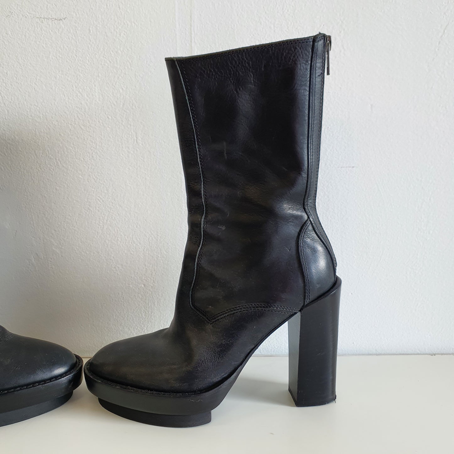 ANN DEMEULEMEESTER Black Leather Boots EU37 / UK4 / US7