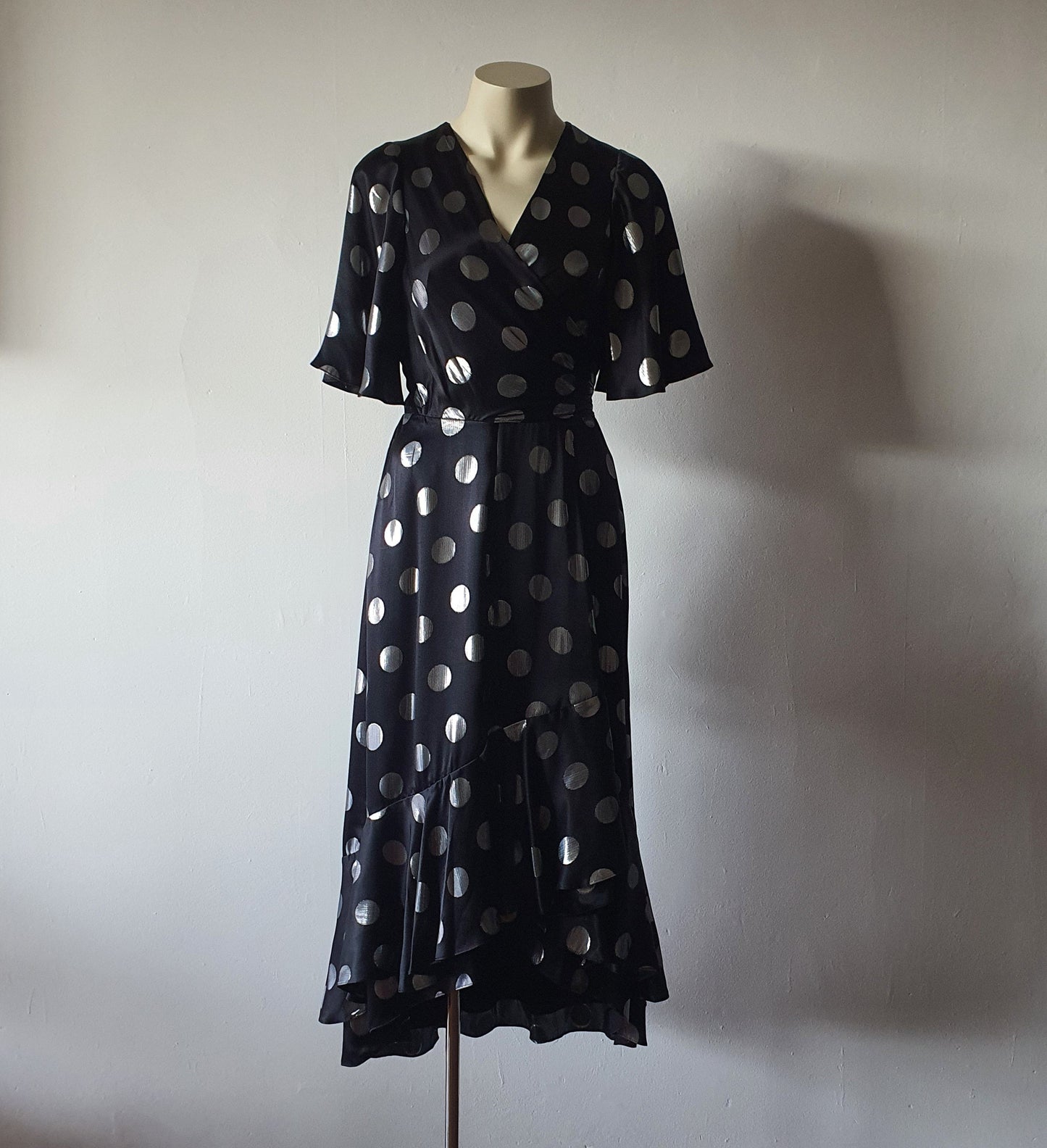Diane Von Furstenberg Polka Dot Silk Dress (8)