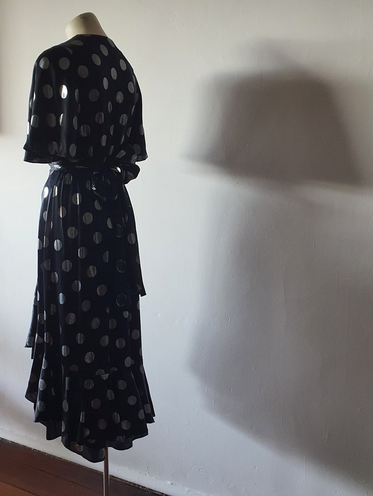 Diane Von Furstenberg Polka Dot Silk Dress (8)