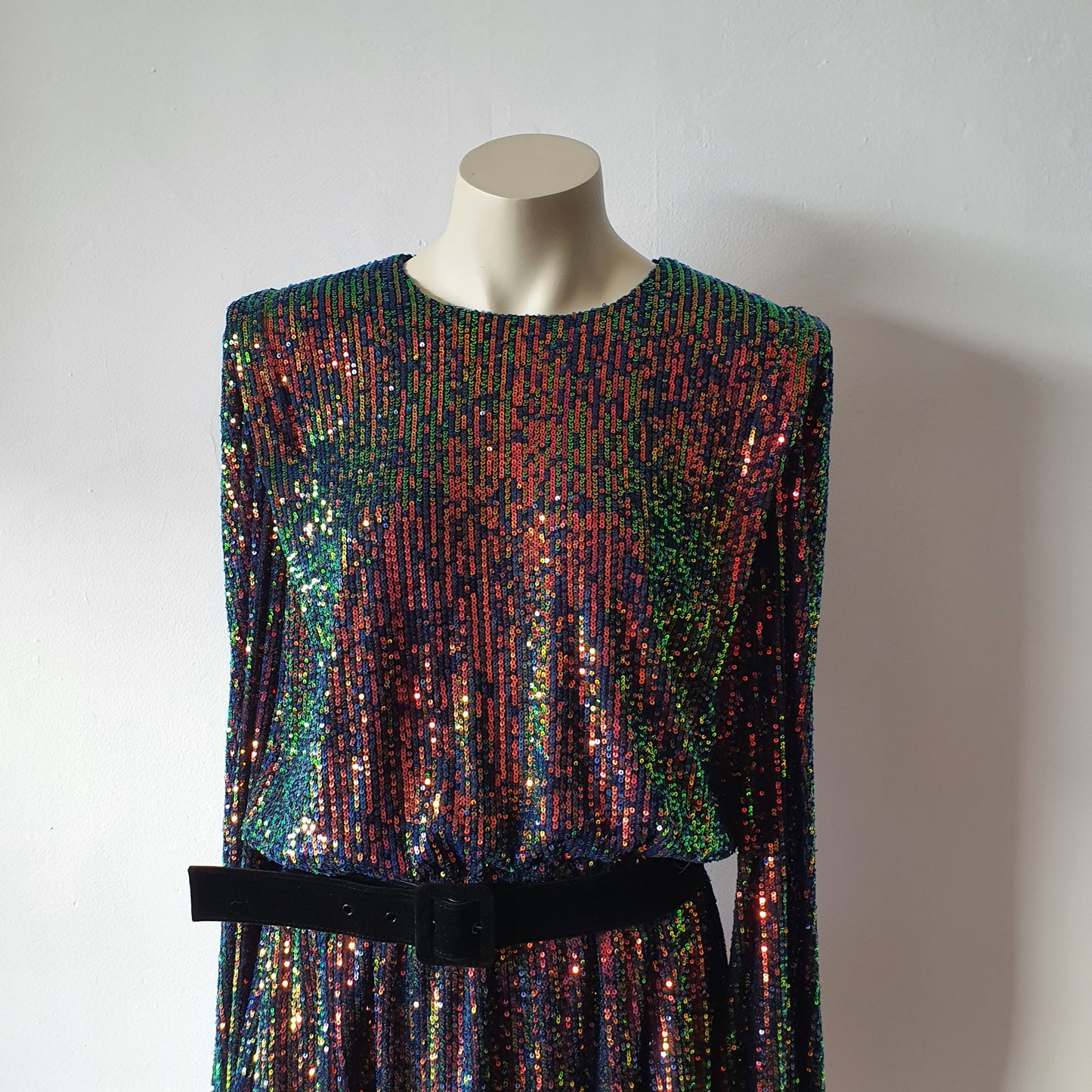 Rebecca Vallance Roxbury Sequin Dress (14)