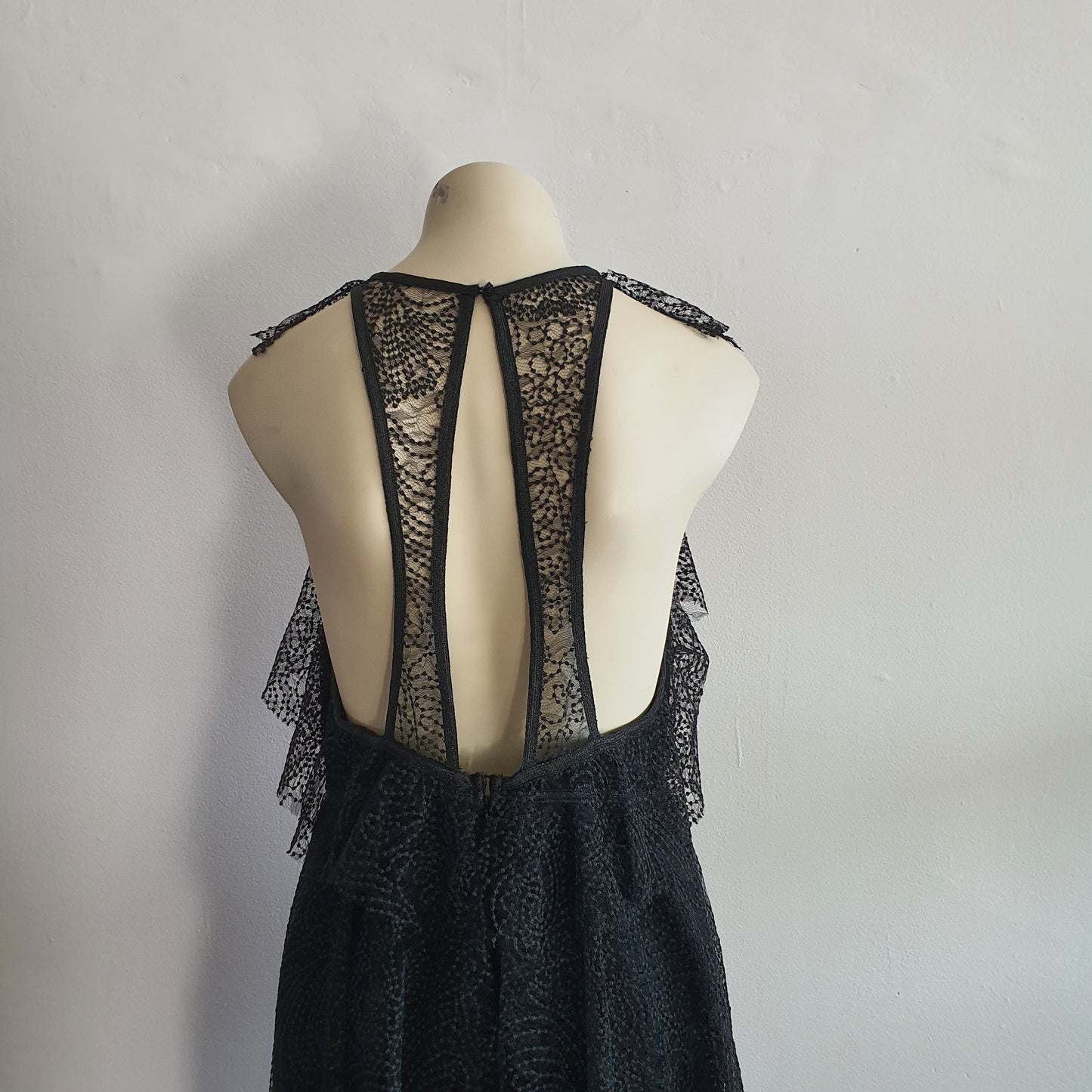 Alice McCall Black Frill Lace Dress (12)
